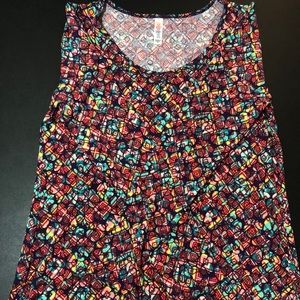LuLaRoe Lynnae Shirt